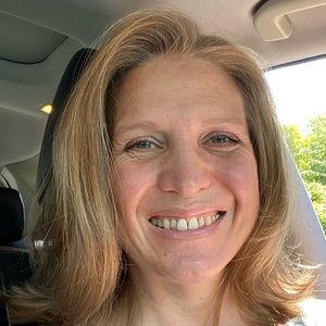 Meet your Posher, Alysha